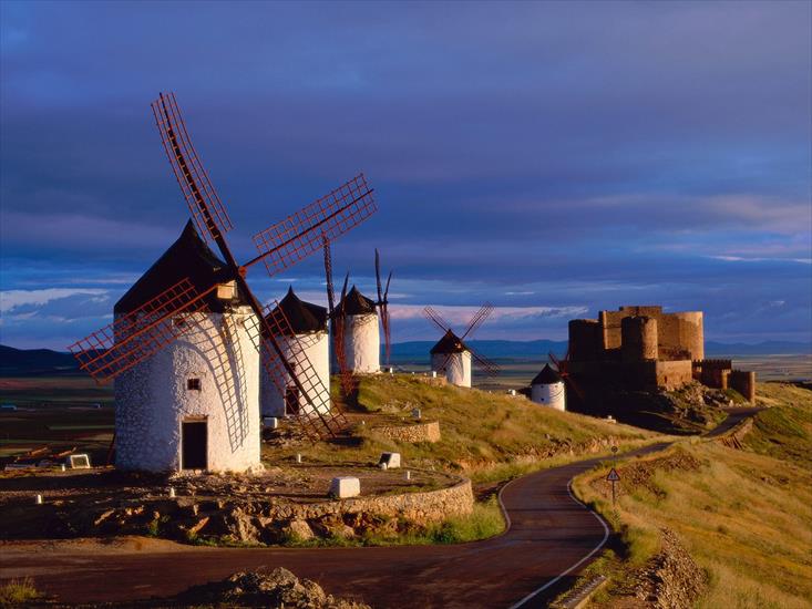 obrazki - Consuegra, La Mancha, Spain.jpg