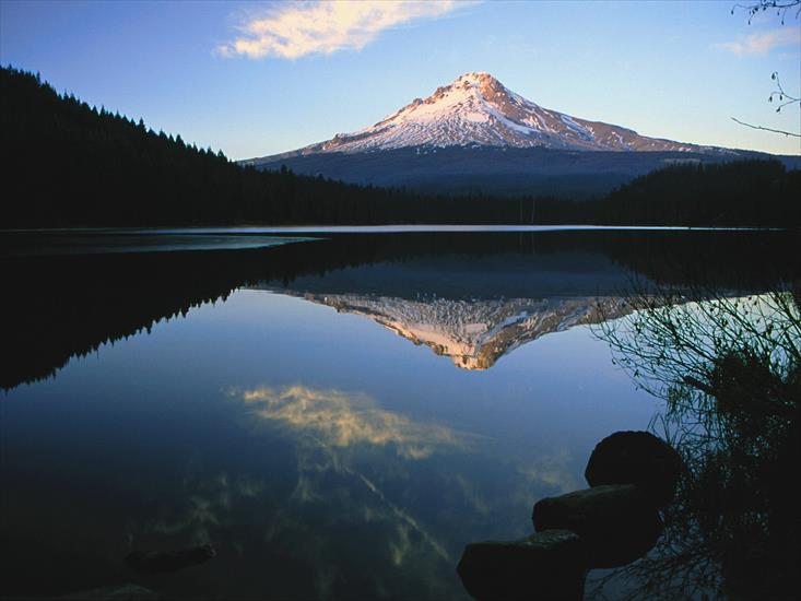 National Park USA - Mount-Hood-from-Trillium-Lake_-Oregon.jpg