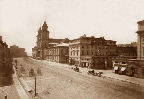 Warszawa  na starej fotografii - Krakowskie Przedmieście  z kościołem św.Krzyża.JPG