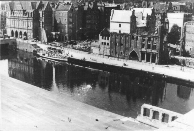 GDAŃSK 1940-1949 - Długie Pobrzeże po wojnie.jpg