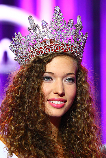 Miss Polski 2011 - Najpiękniejsza kobieta w Polsce Angelika Ogryzek.jpeg