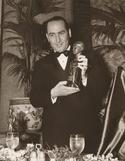 Oscary photo - 1938 Hall B. Wallis with Irving G. Thalberg Memorial Award.jpg