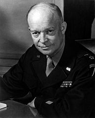 POLITYCY - 193px-General_Dwight_D._Eisenhower.jpg
