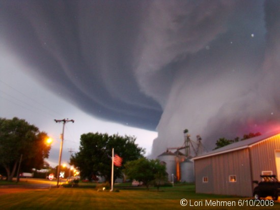 Tornada. burze, huragany, nawałnice - Tornado-Orchard-Iowa.jpg