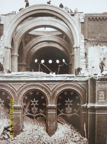 Kościoły w Bydgoszczy - Bydgoszcz , burzenie synagogi w 1940r.JPG