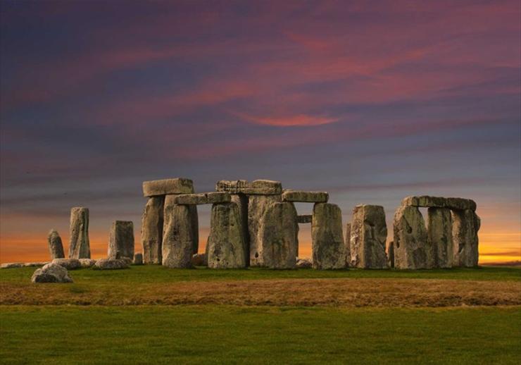 Miejsca, które musisz zobaczyć - Stonehenge, Anglia.jpg